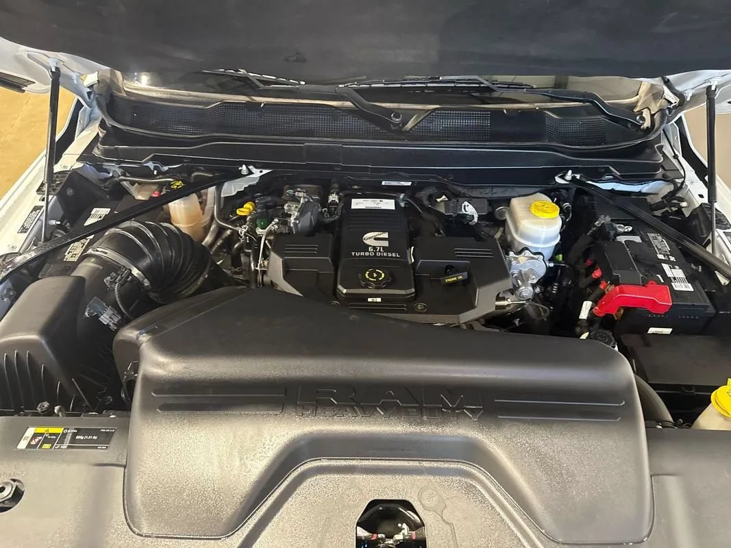 Used 2019 RAM 2500 Tradesman AWD/4WD image 9
