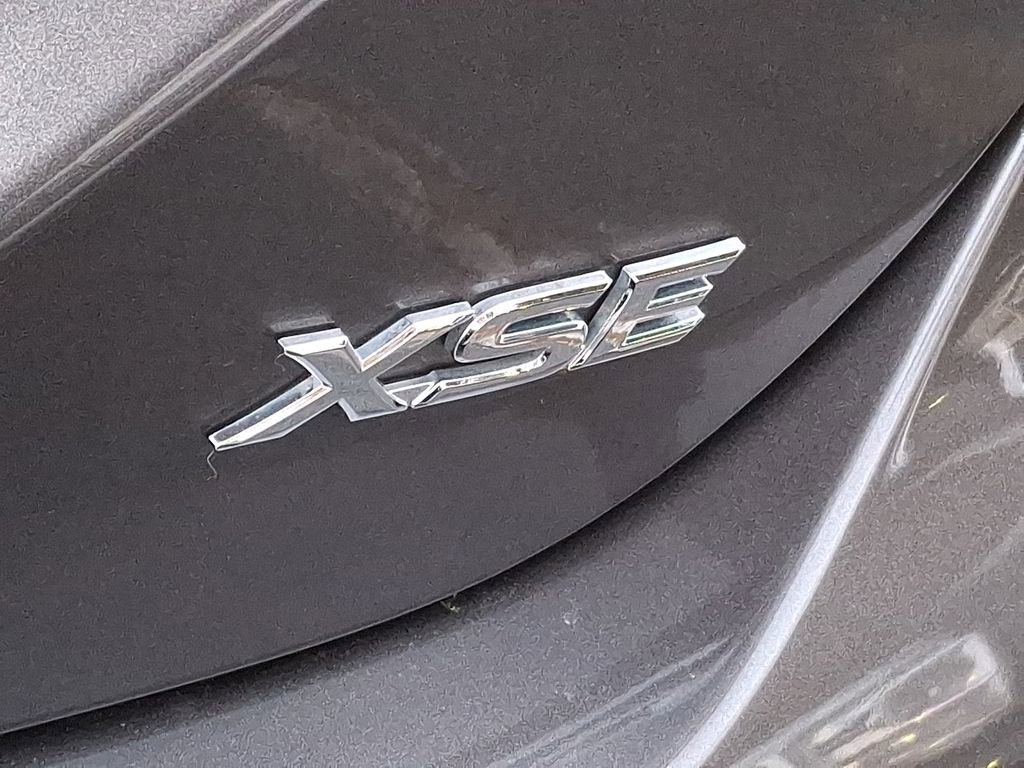 Used 2021 Toyota Camry XSE image 28