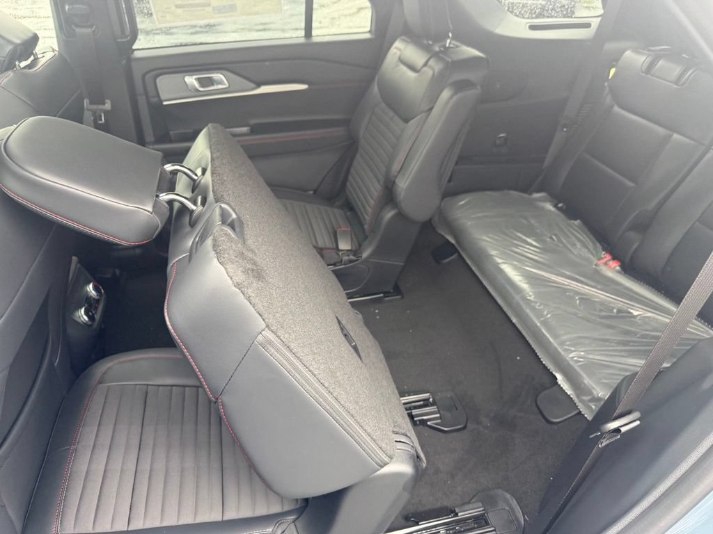 New 2026 Ford Explorer ST-Line w/ ST-Line Street Pack AWD/4WD image 35