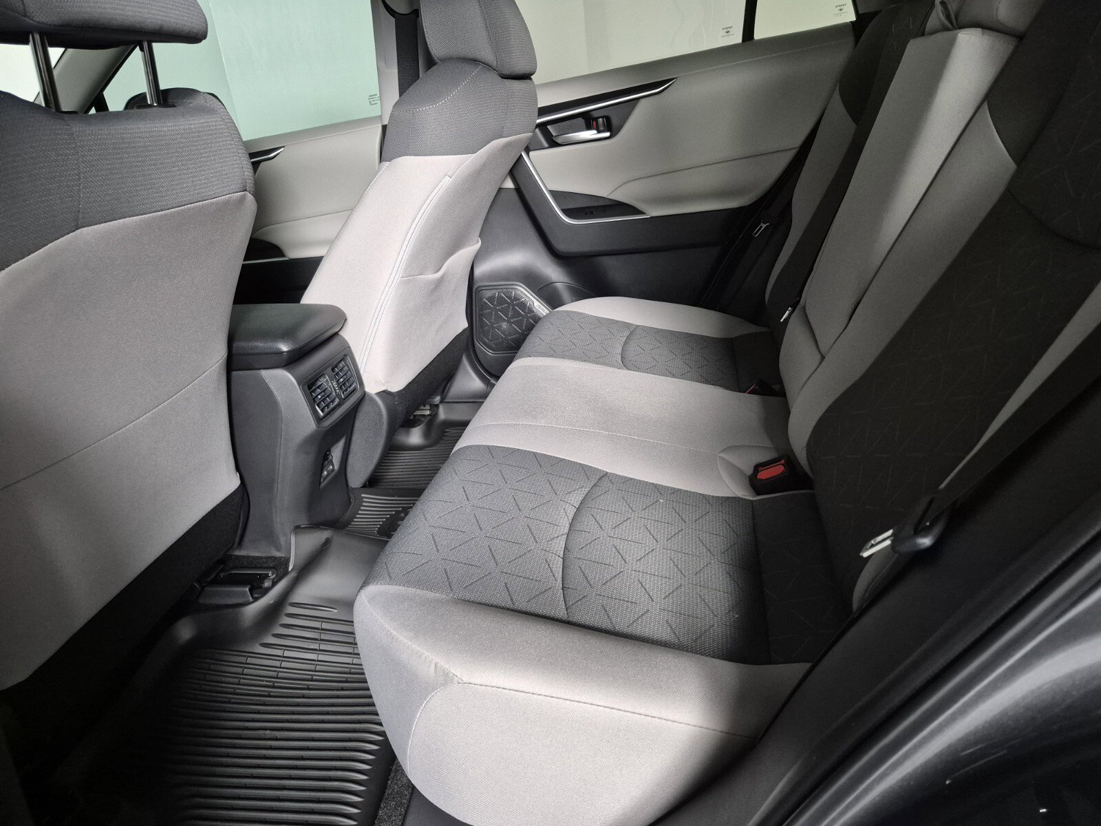 New 2025 Toyota RAV4 XLE image 34