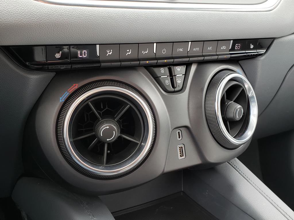 Used 2019 Chevrolet Blazer LT image 22