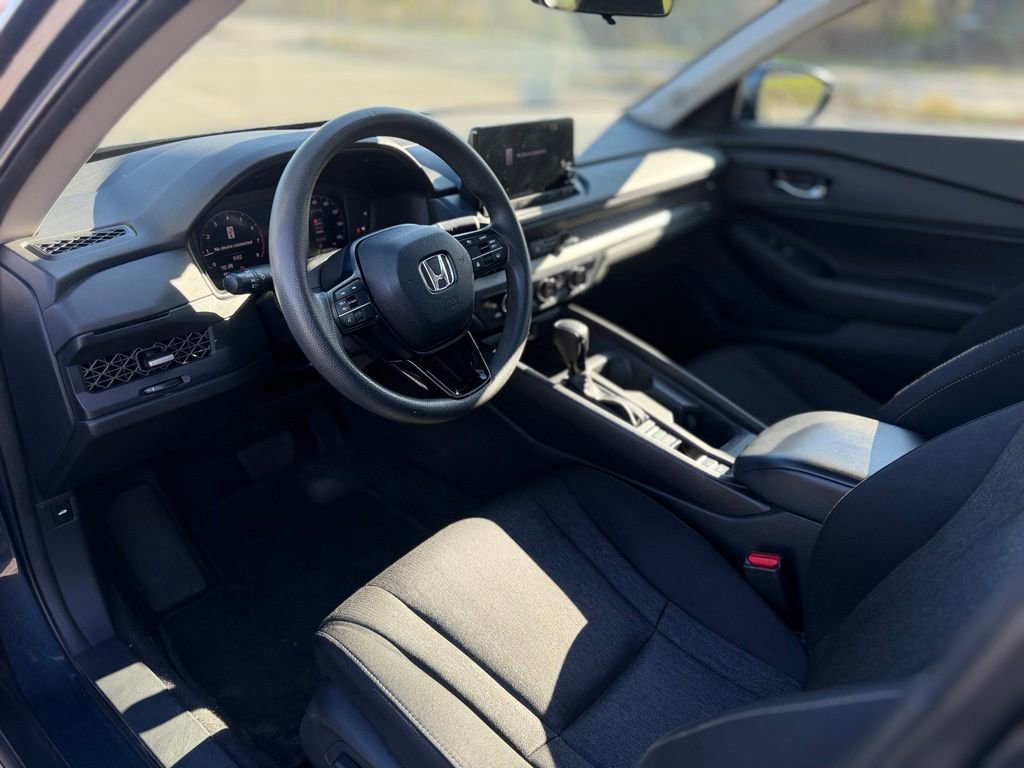 Used 2023 Honda Accord EX image 14
