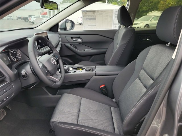 New 2026 Nissan Rogue S image 14