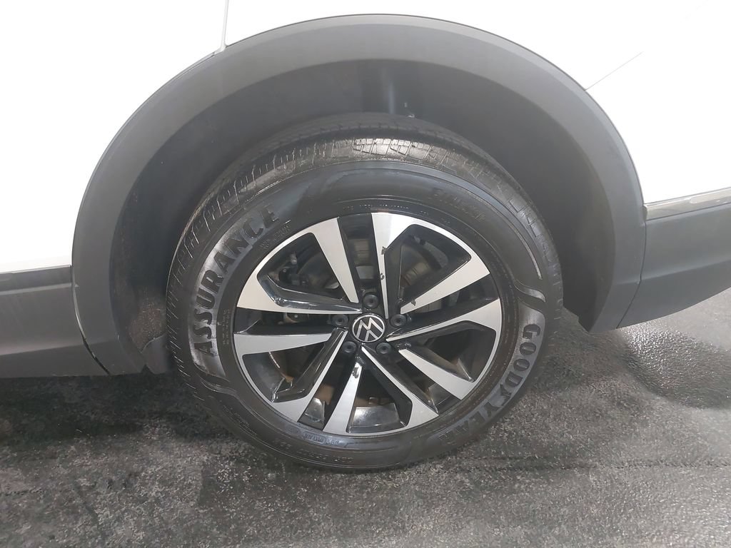 Used 2023 Volkswagen Tiguan S w/ Driver Assistance Package AWD/4WD image 32