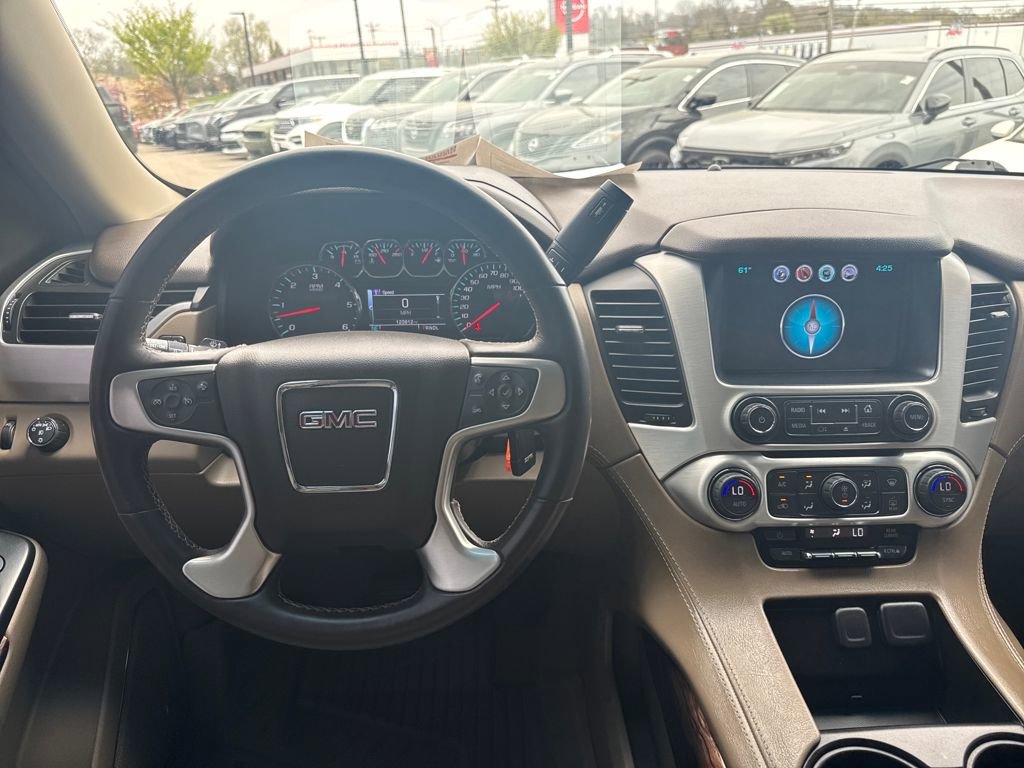 Used 2017 GMC Yukon SLE w/ SLE Value Package image 24