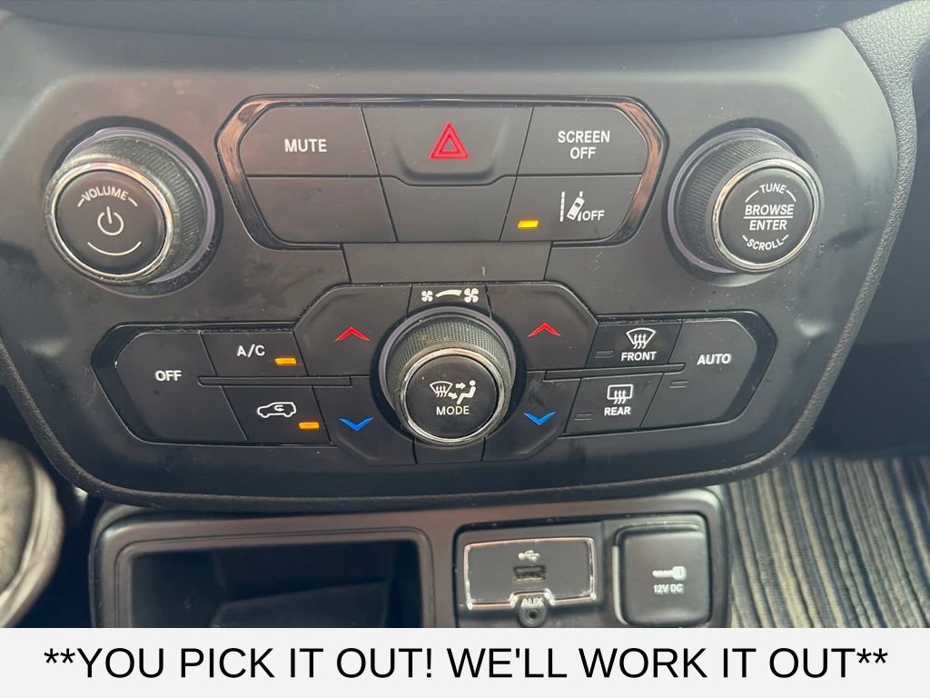 Used 2021 Jeep Renegade Sport w/ Sport Appearance Group FWD image 13