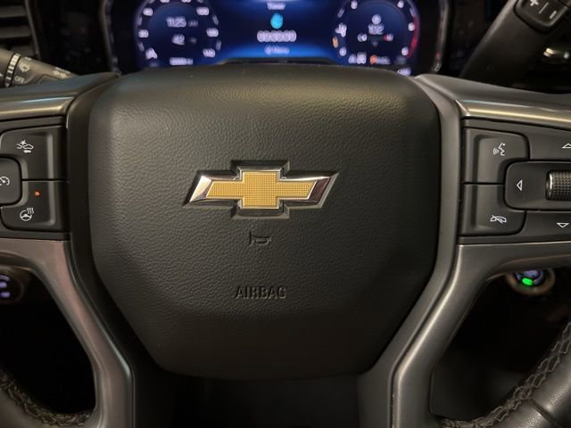 Used 2025 Chevrolet Silverado 2500 LT w/ Convenience Package image 47