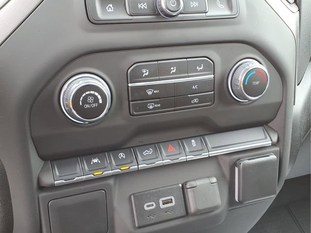 Used 2025 Chevrolet Silverado 1500 Custom w/ Turbomax Blackout Package image 9