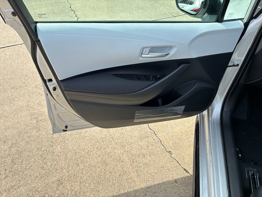 New 2026 Toyota Corolla SE image 12