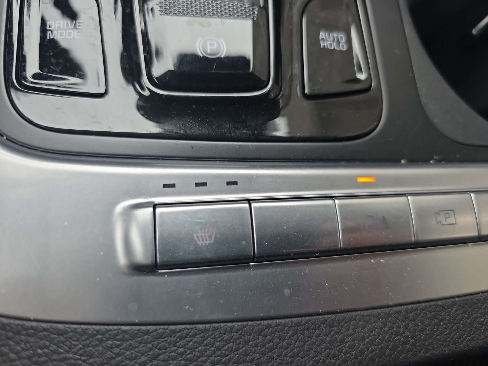 Certified 2026 Kia Carnival EX FWD image 23