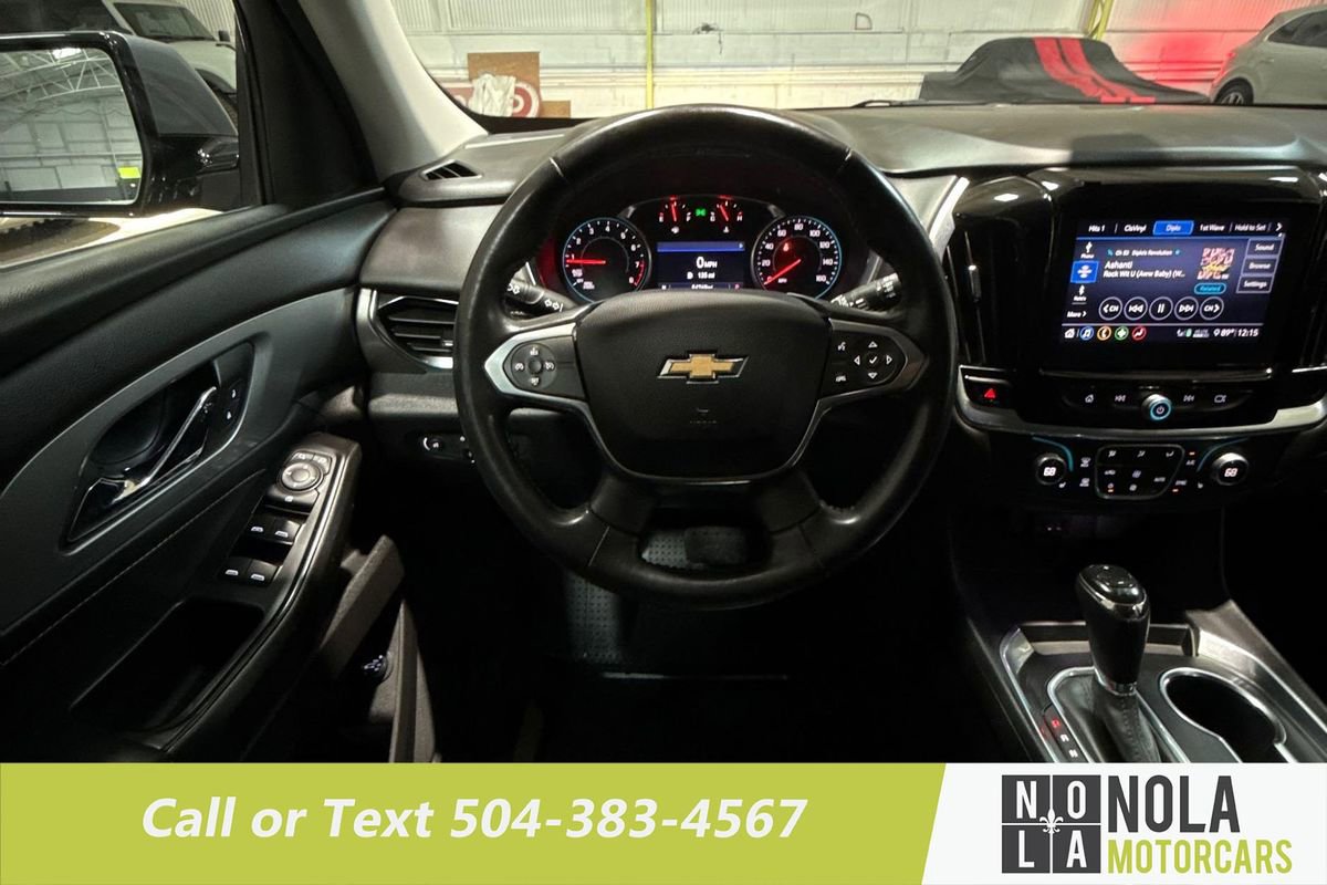 Used 2020 Chevrolet Traverse LT image 18