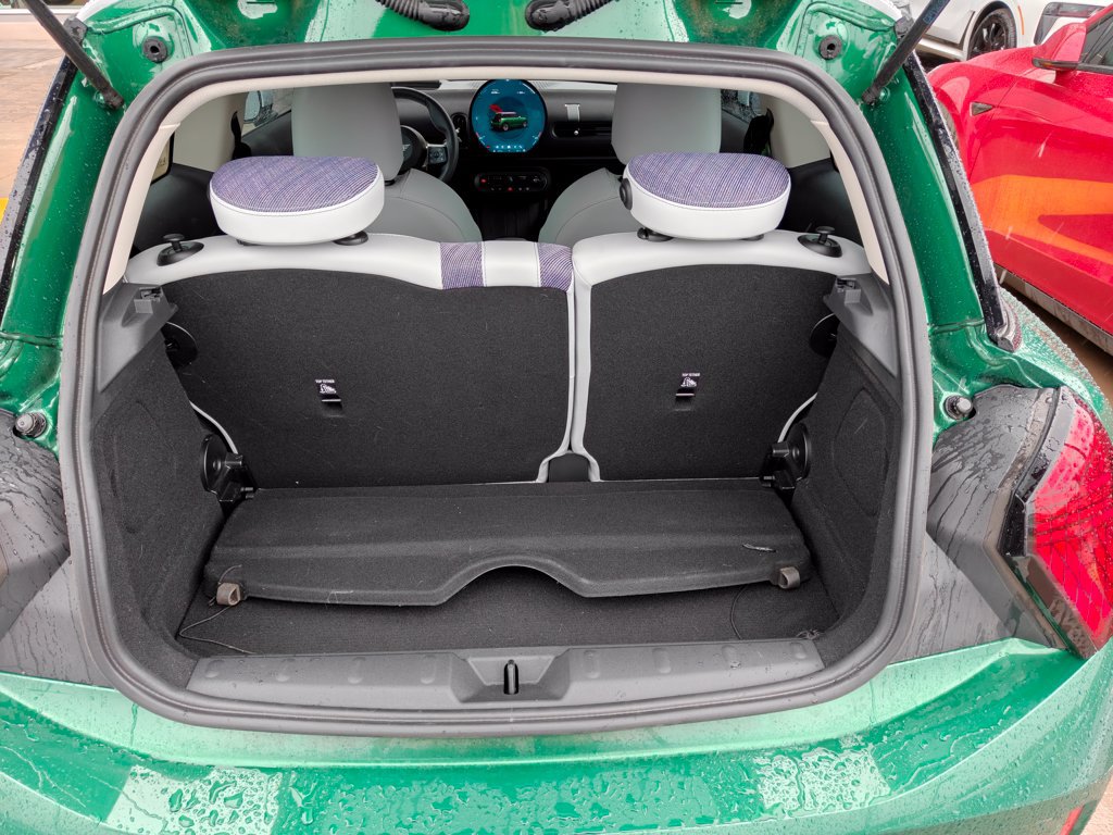 Certified 2025 MINI Cooper S FWD image 13