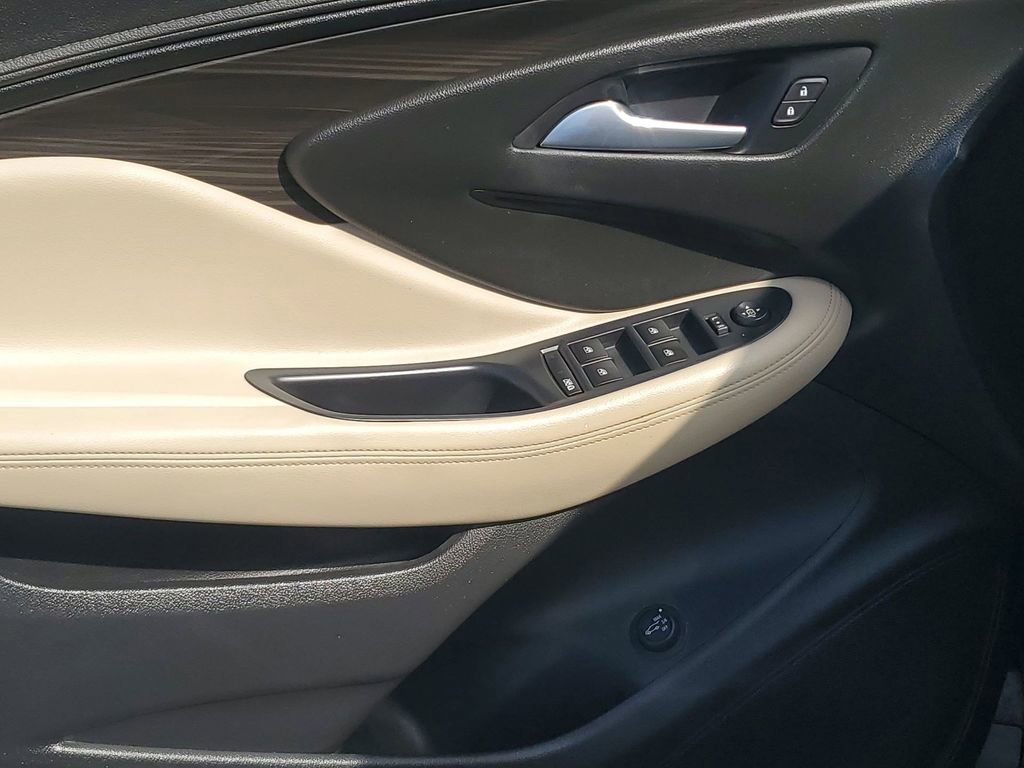 Used 2020 Buick Envision Preferred image 41