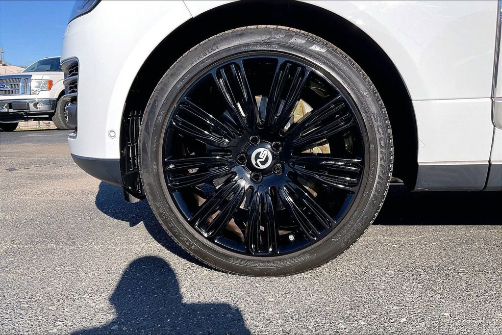 Used 2021 Land Rover Range Rover SV Autobiography Dynamic image 35