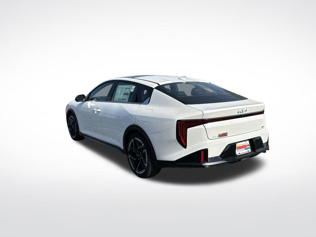 New 2025 Kia K4 GT-Line image 3