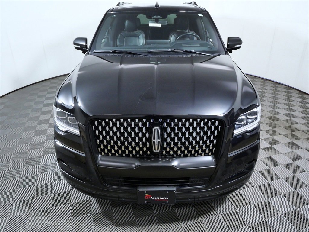 Certified 2024 Lincoln Navigator Black Label image 3