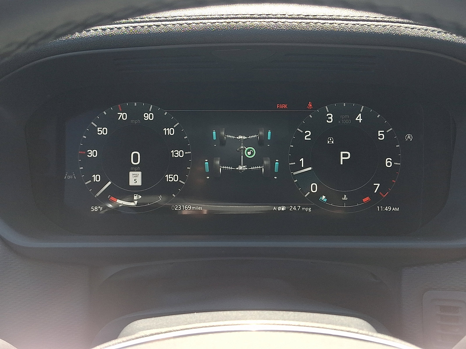 Used 2024 Land Rover Discovery Dynamic SE image 22