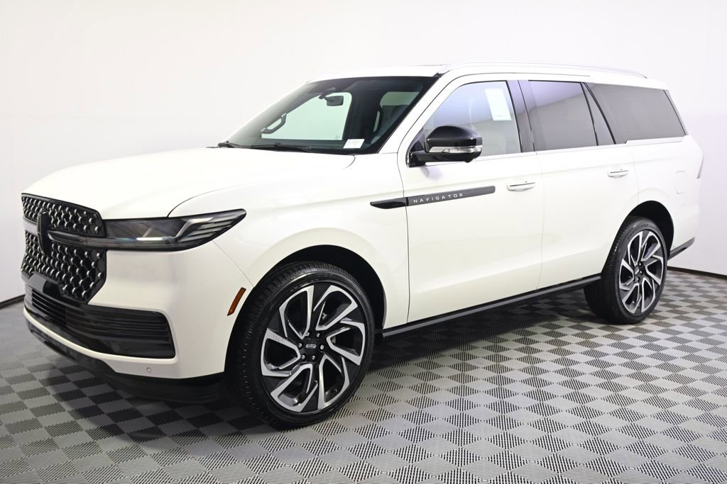 New 2026 Lincoln Navigator Black Label image 2