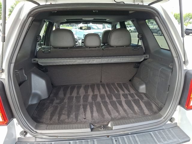 Used 2011 Ford Escape Limited w/ 302A Rapid Spec Order Code FWD image 28