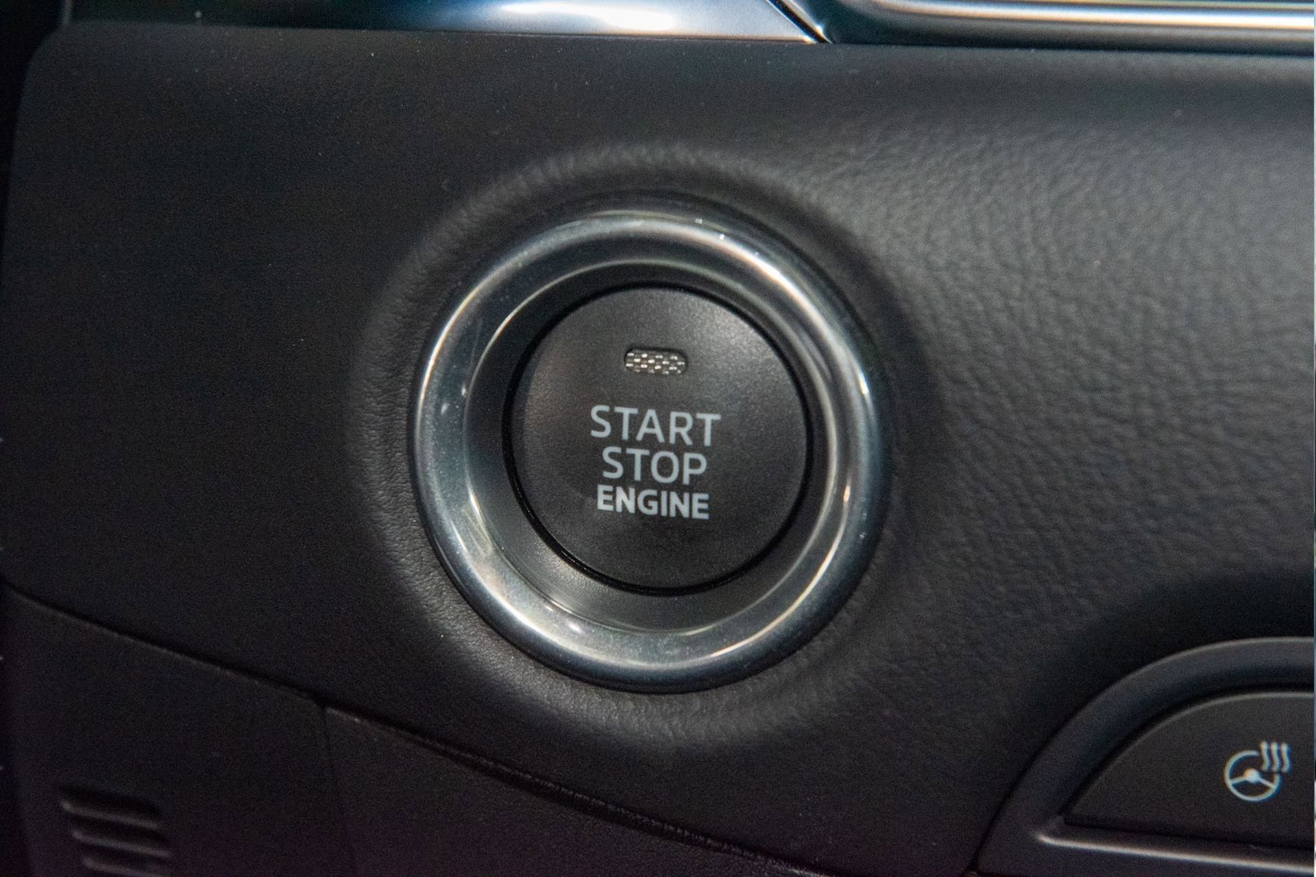 Used 2025 MAZDA CX-5 Signature image 32