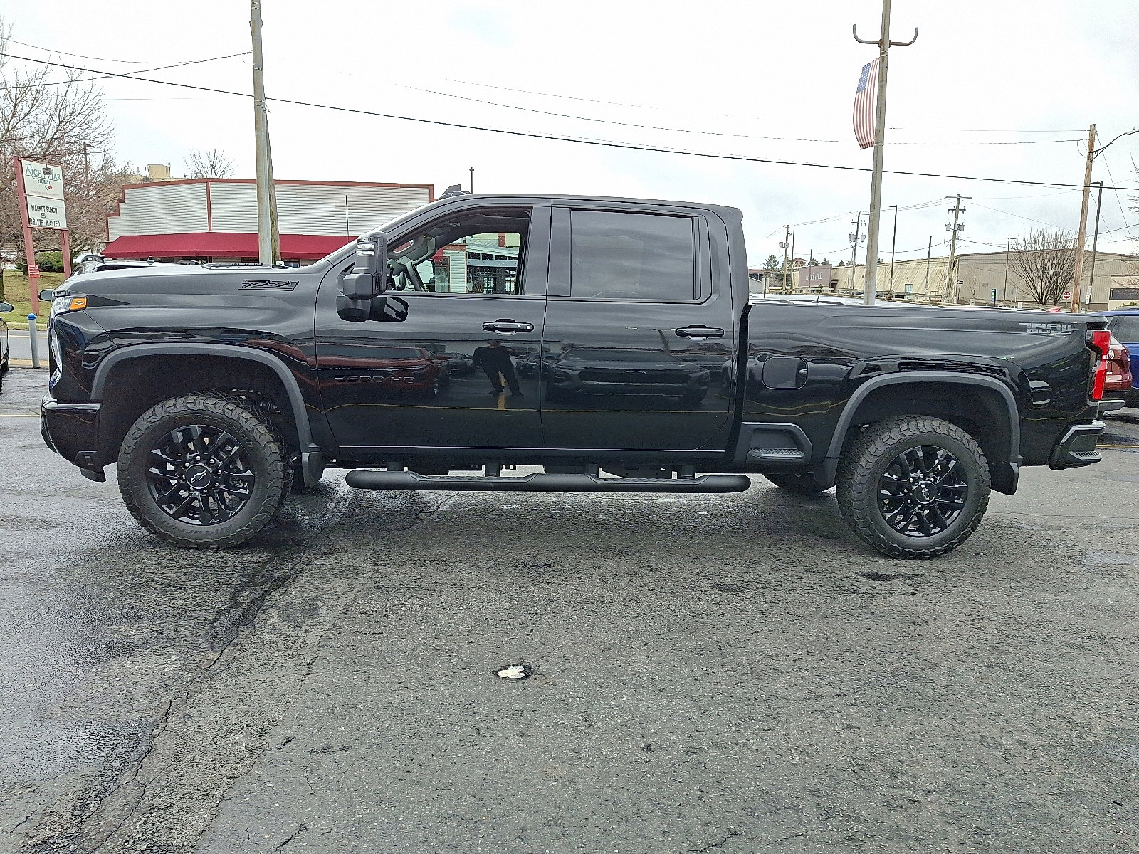 Used 2026 Chevrolet Silverado 2500 LTZ w/ LTZ Plus Package image 2