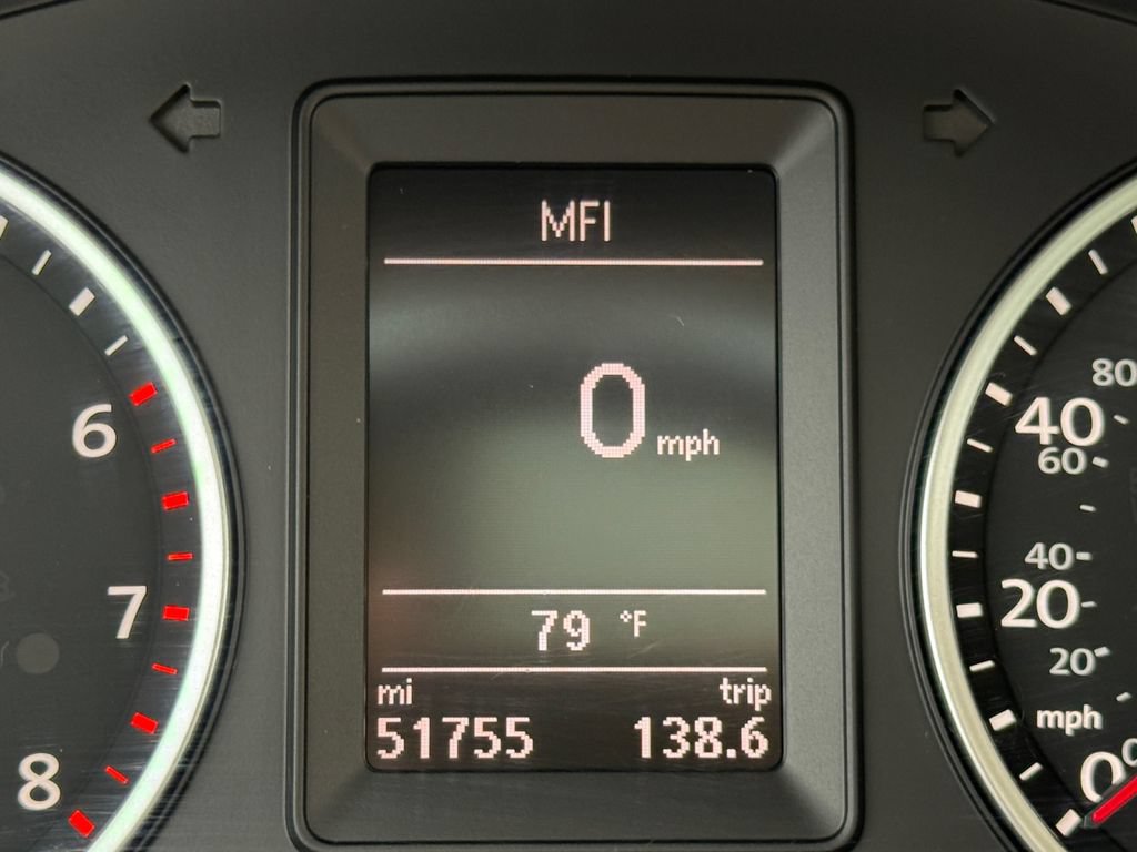 Used 2015 Volkswagen Tiguan SE AWD/4WD image 13