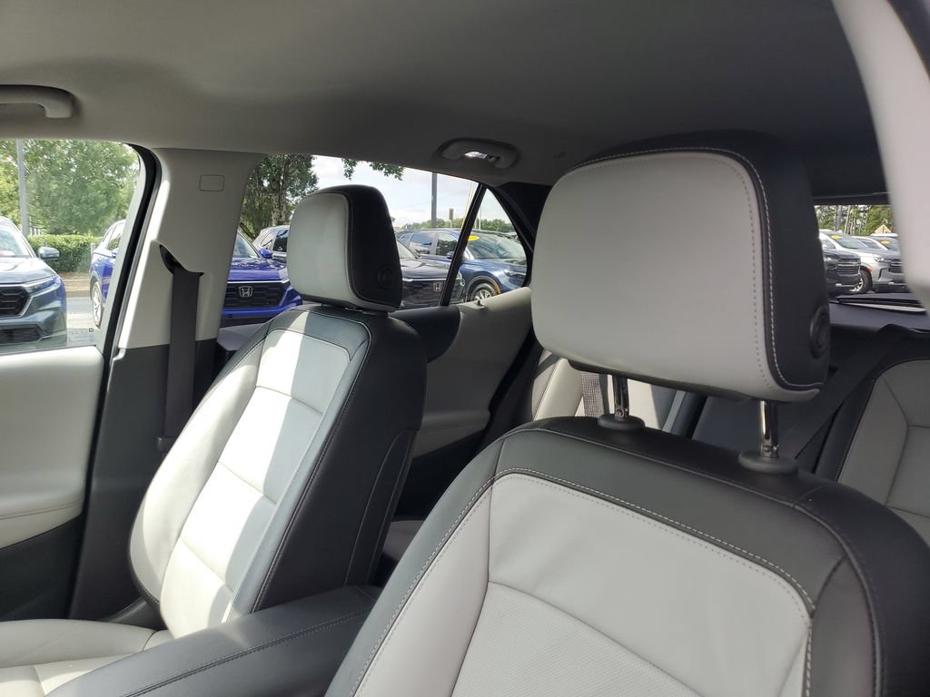 Used 2020 Chevrolet Equinox Premier FWD image 16
