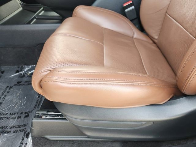 Used 2024 Lincoln Navigator Reserve image 25