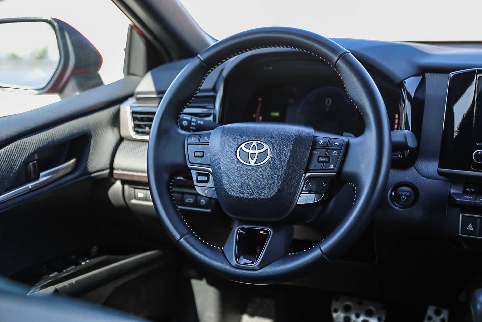 Certified 2025 Toyota Camry SE image 16