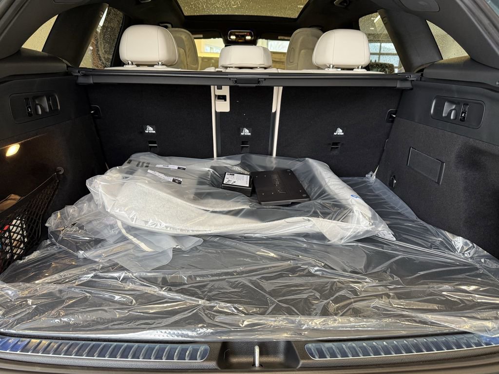 New 2026 Mercedes-Benz GLC 300 4MATIC image 12