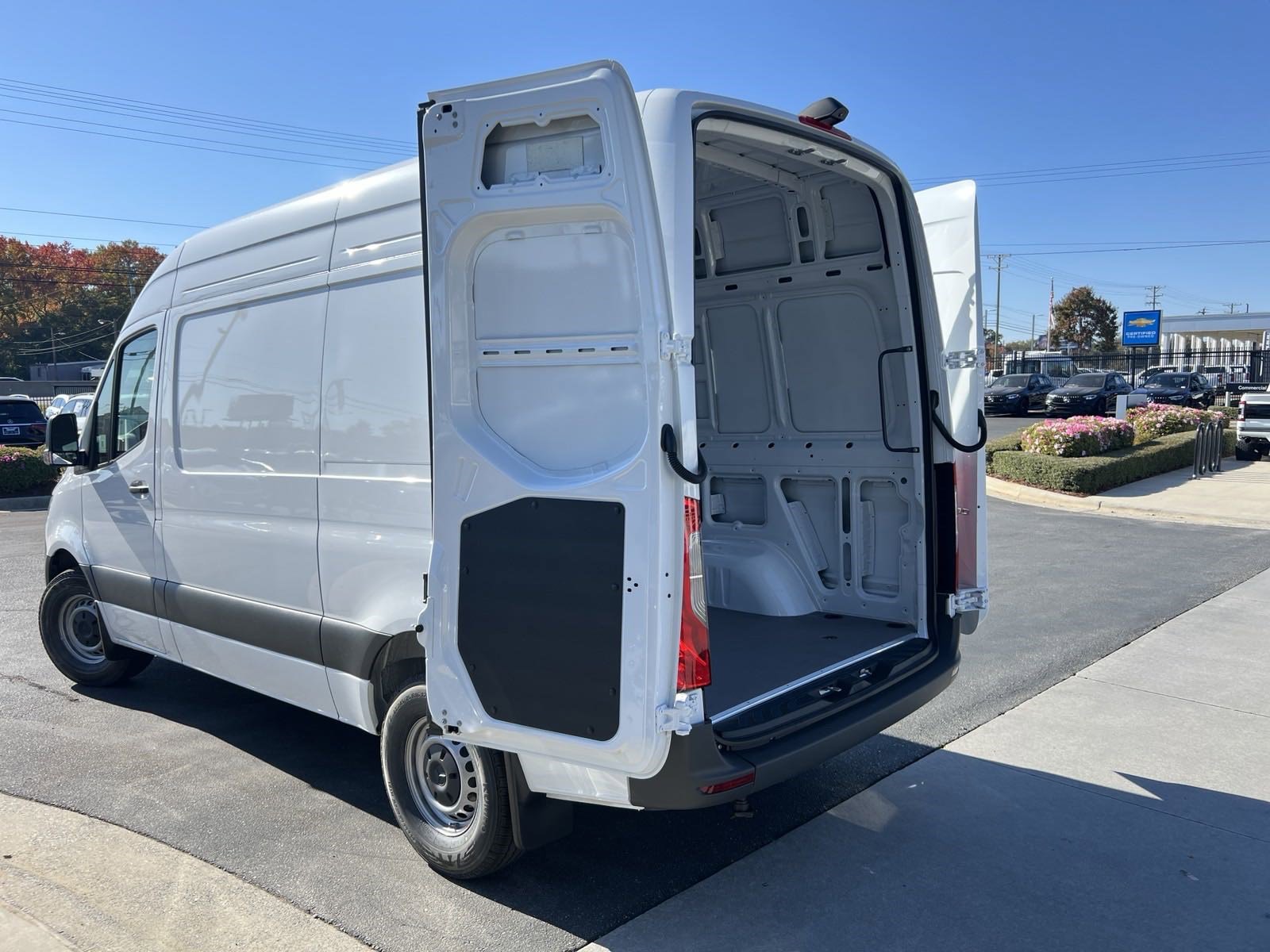 New 2025 Mercedes-Benz Sprinter 2500 image 40