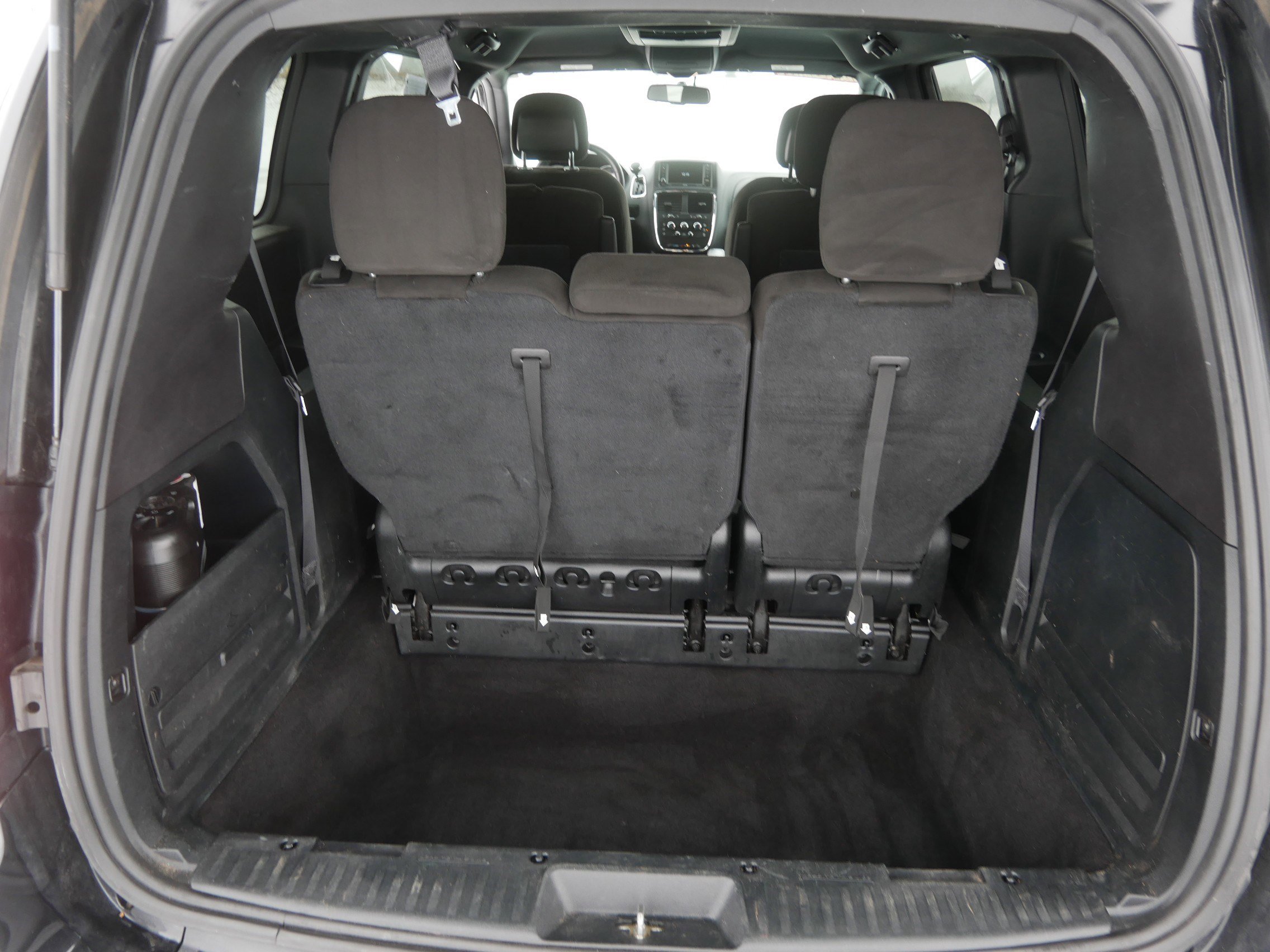 Certified 2016 Dodge Grand Caravan SE image 18