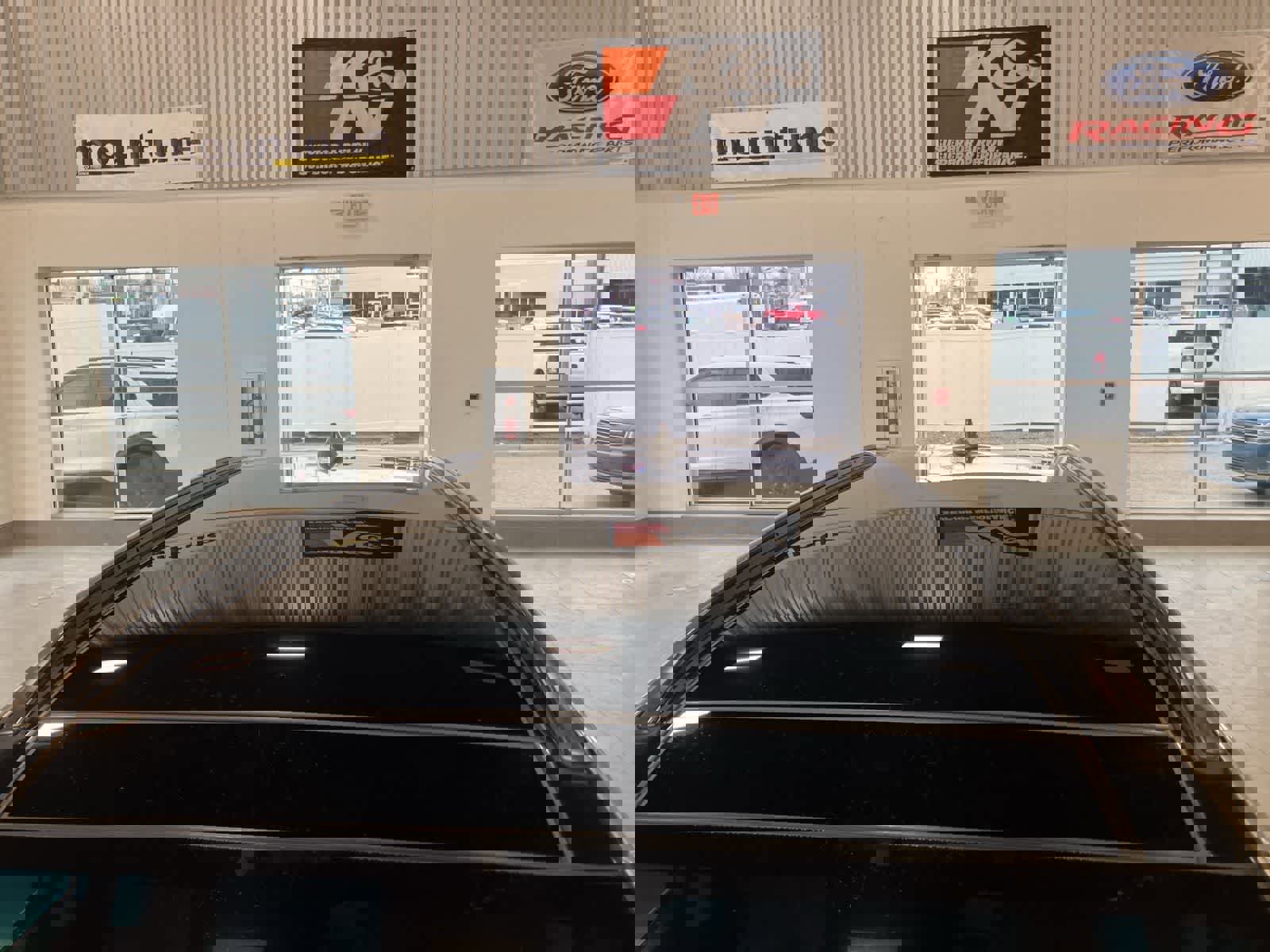 Used 2017 Hyundai Santa Fe Sport w/ 2.0T Ultimate Tech Package 05 image 10