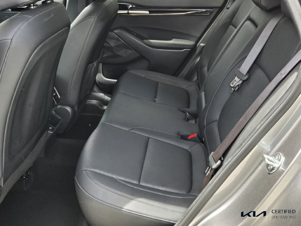Certified 2024 Kia Seltos EX FWD image 11