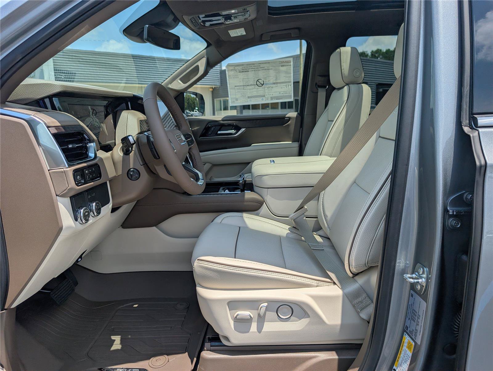 New 2026 GMC Yukon Denali w/ Sun & Power Step Package RWD image 45