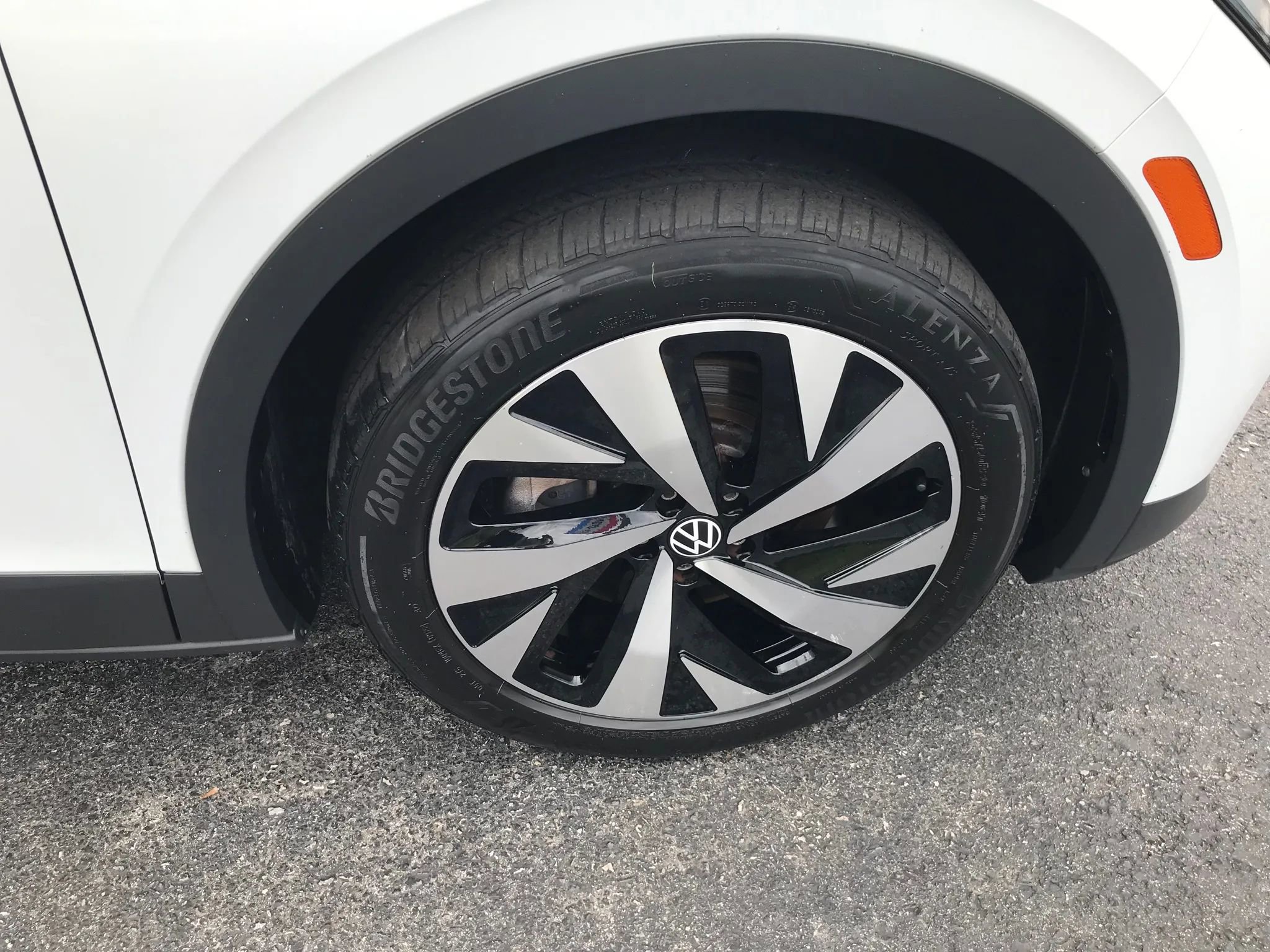 Used 2022 Volkswagen ID.4 Pro S w/ Gradient Package image 92