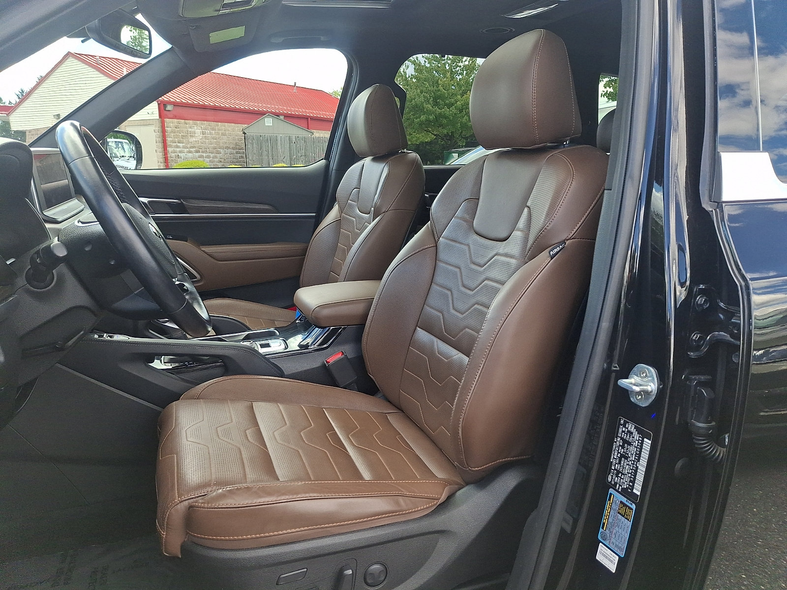 Used 2020 Kia Telluride SX w/ SX Prestige Package AWD/4WD image 14