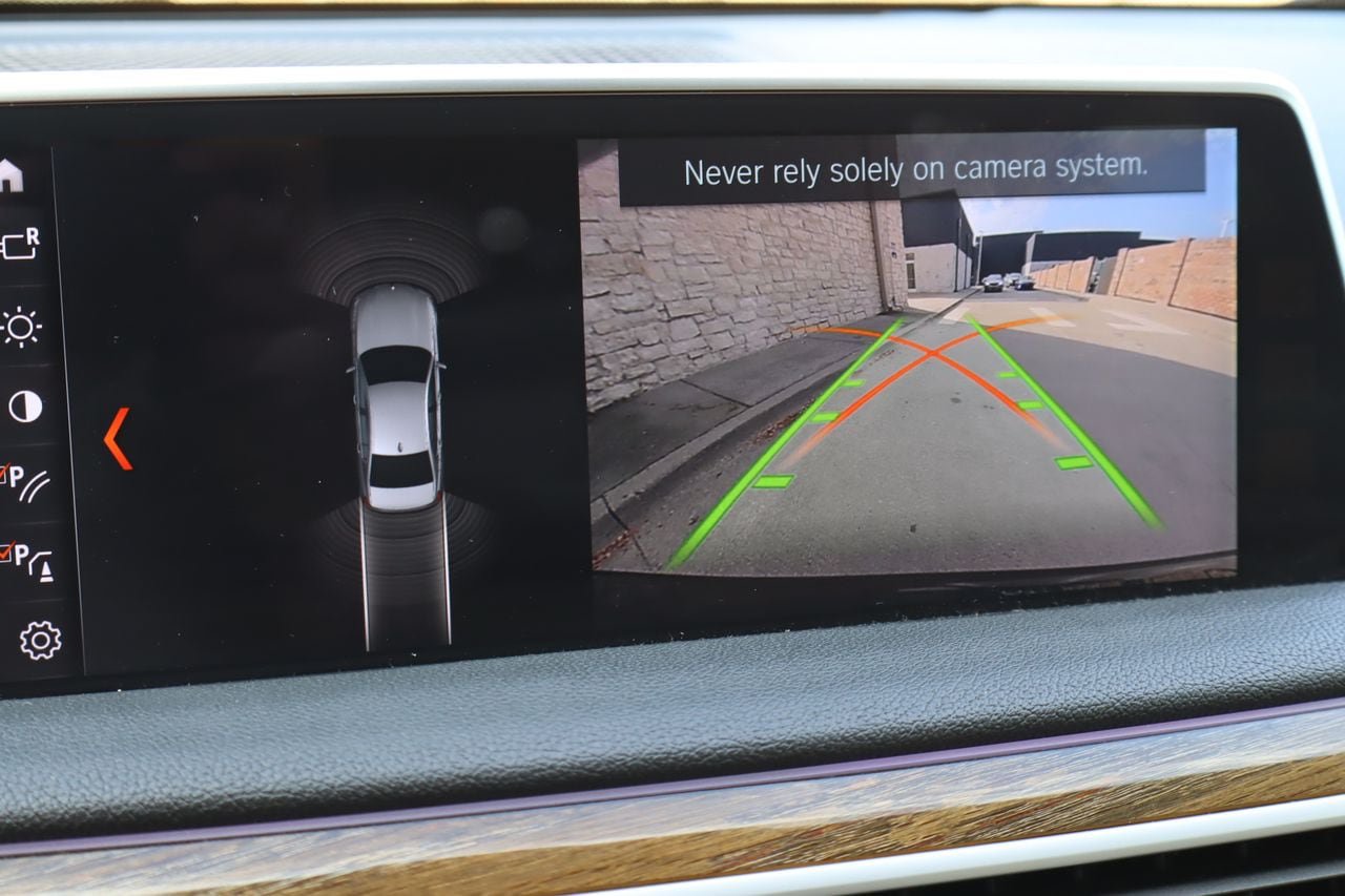 Used 2018 BMW 740i RWD image 8