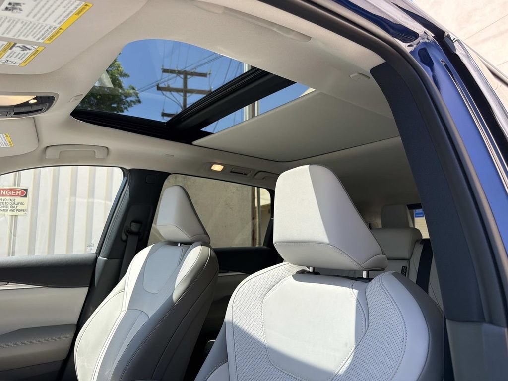 Certified 2026 INFINITI QX60 Pure w/ Cargo Package FWD image 19
