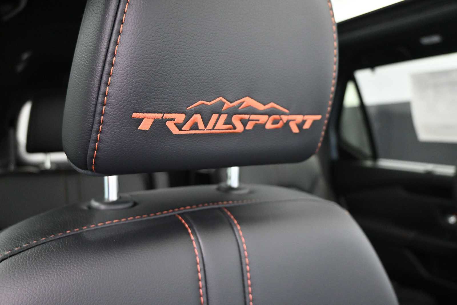 Used 2024 Honda Pilot TrailSport image 24
