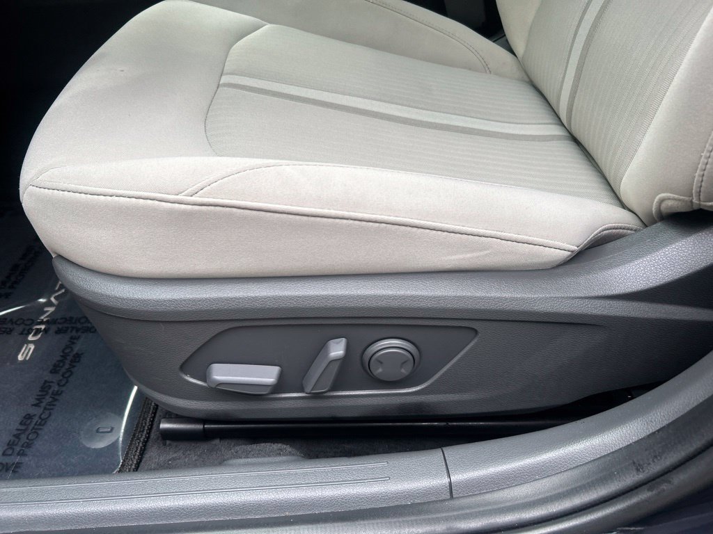 Used 2025 Hyundai Sonata SEL FWD image 15