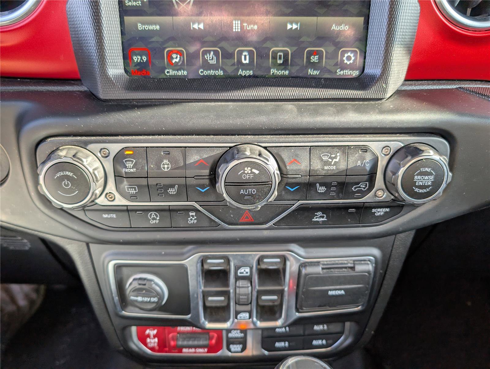 Used 2020 Jeep Gladiator Rubicon image 26