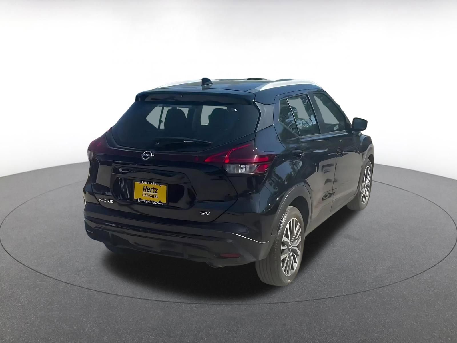 Used 2024 Nissan Kicks SV FWD image 14