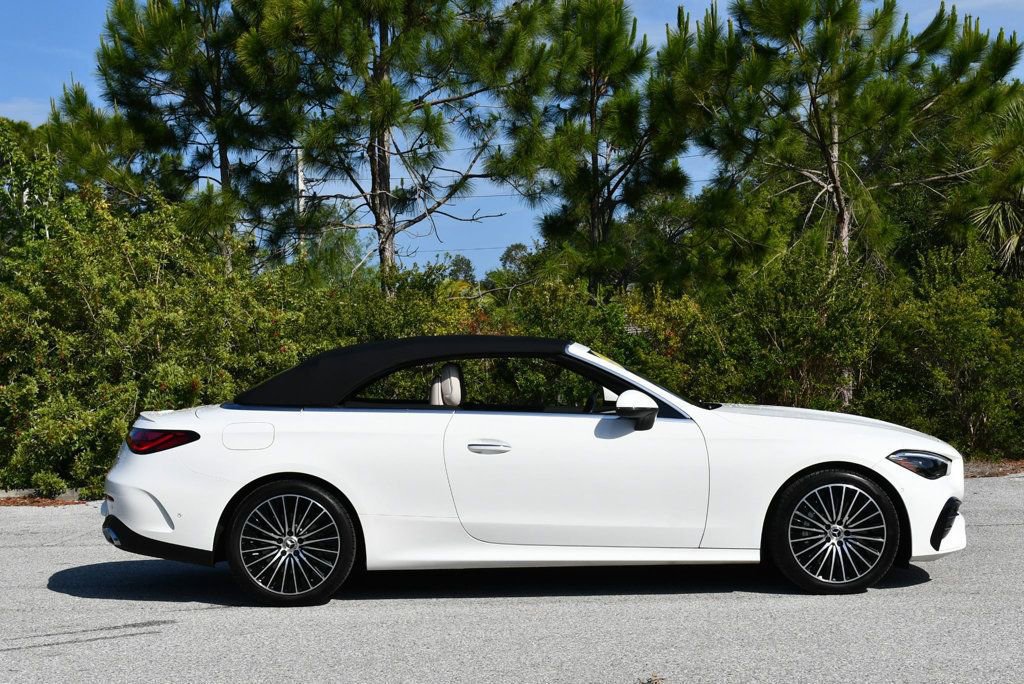 Used 2024 Mercedes-Benz CLE 450 4MATIC Cabriolet image 47