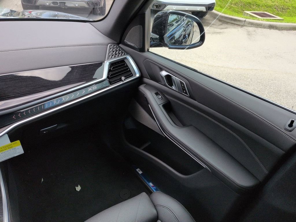 New 2026 BMW X5 xDrive40i w/ M Sport Package image 17