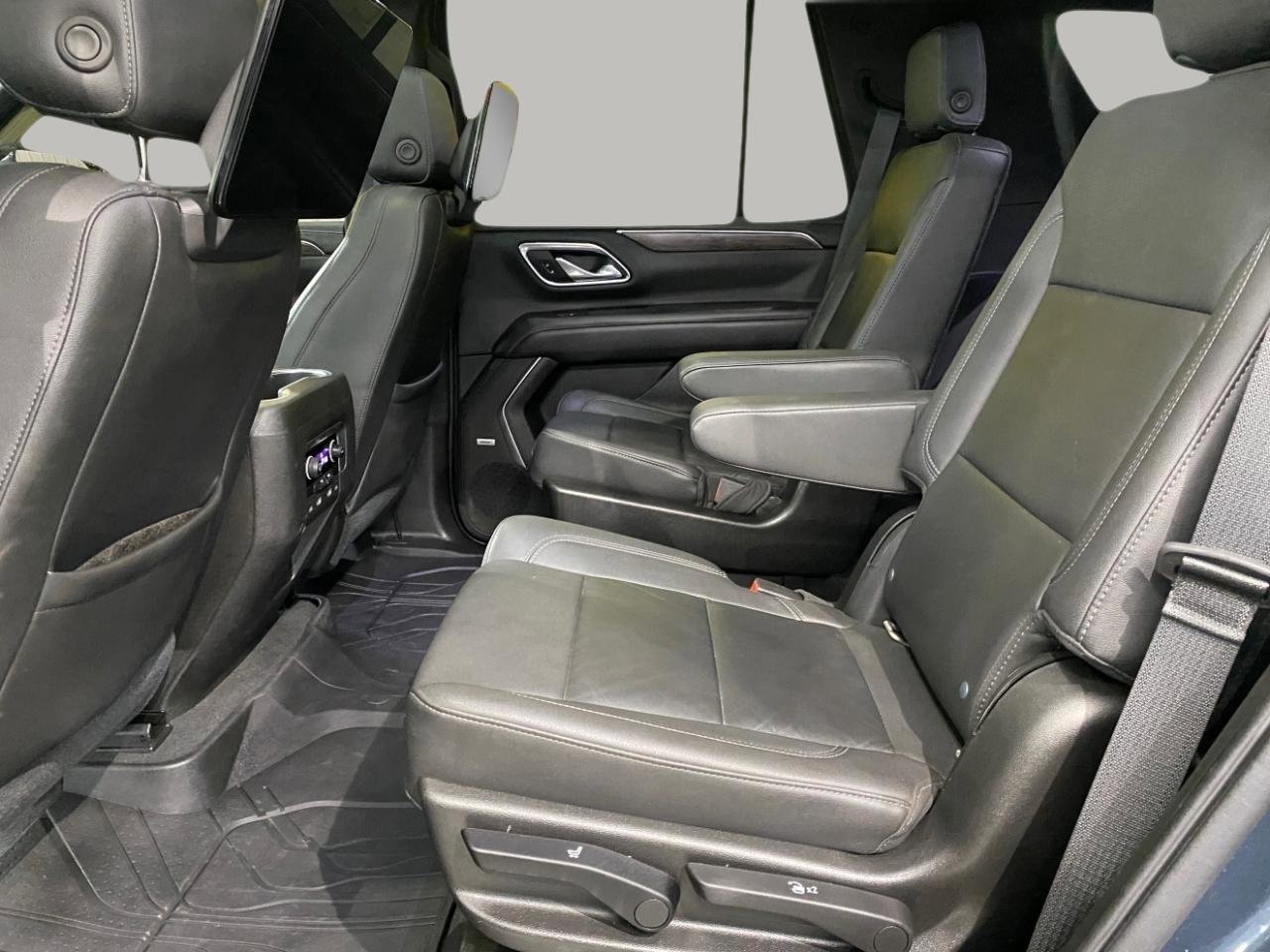 Used 2021 Chevrolet Tahoe Z71 w/ Rear Media and Nav Package image 21