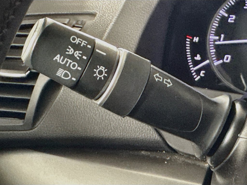 Used 2015 Acura RDX FWD image 12