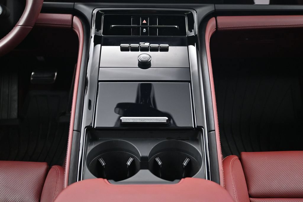 Certified 2025 Porsche Panamera 4 AWD/4WD image 10