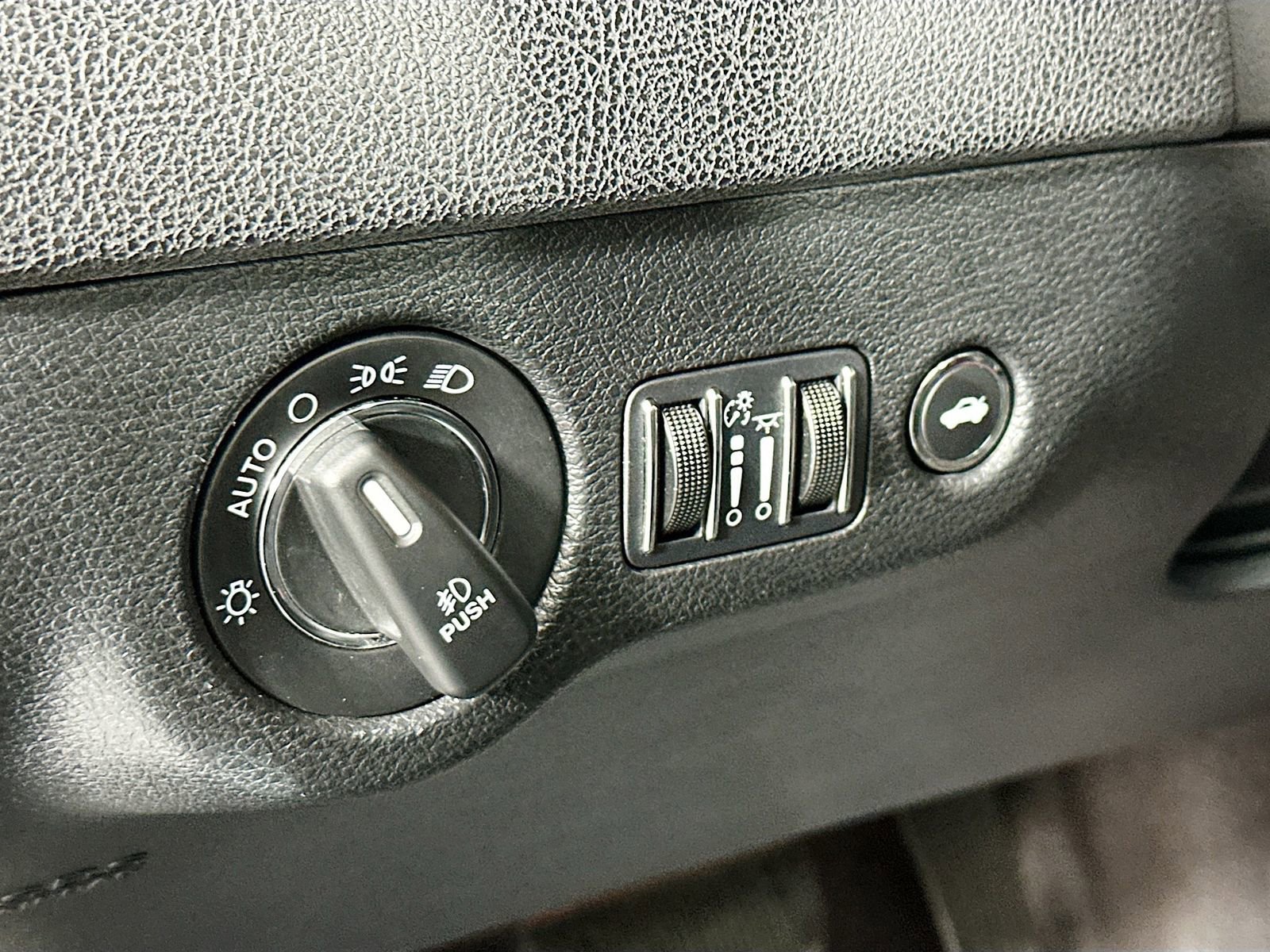 Used 2017 Chrysler 300 S w/ S Model Appearance Package image 11