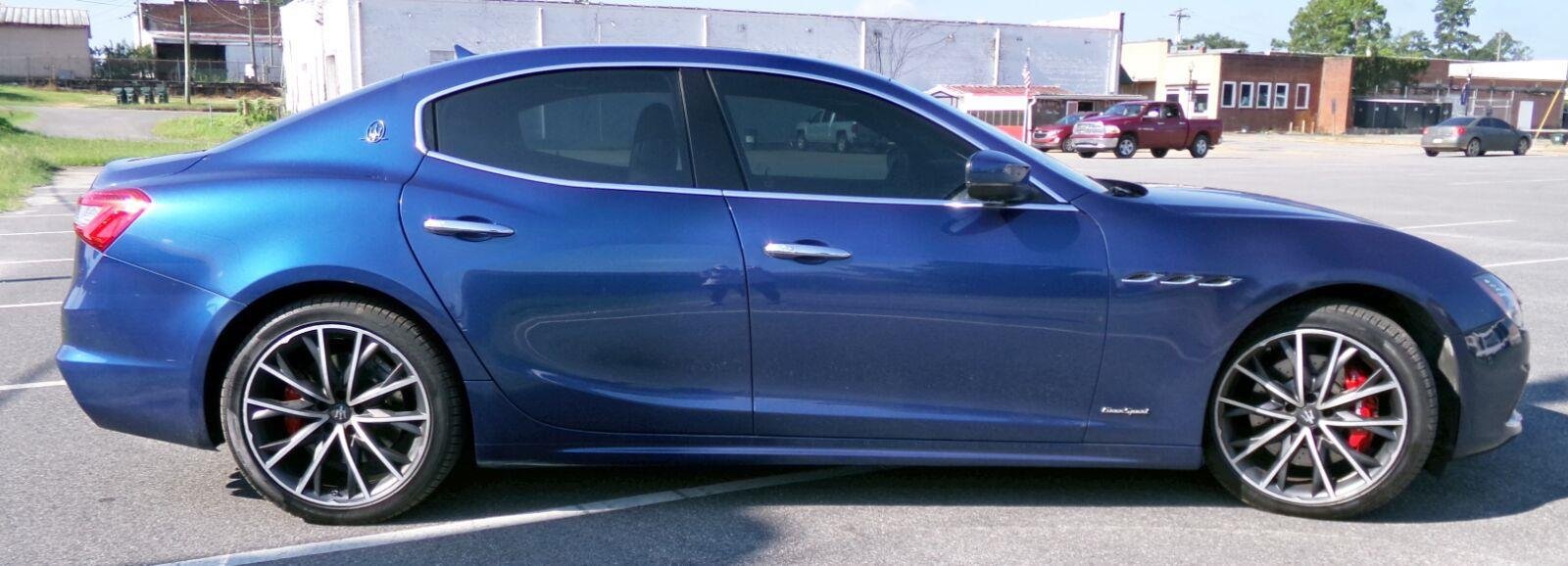 Used 2020 Maserati Ghibli S GranSport RWD image 4